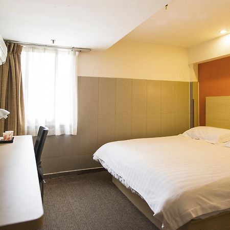 Motel Zhenjiang Jiefang Road Buitenkant foto