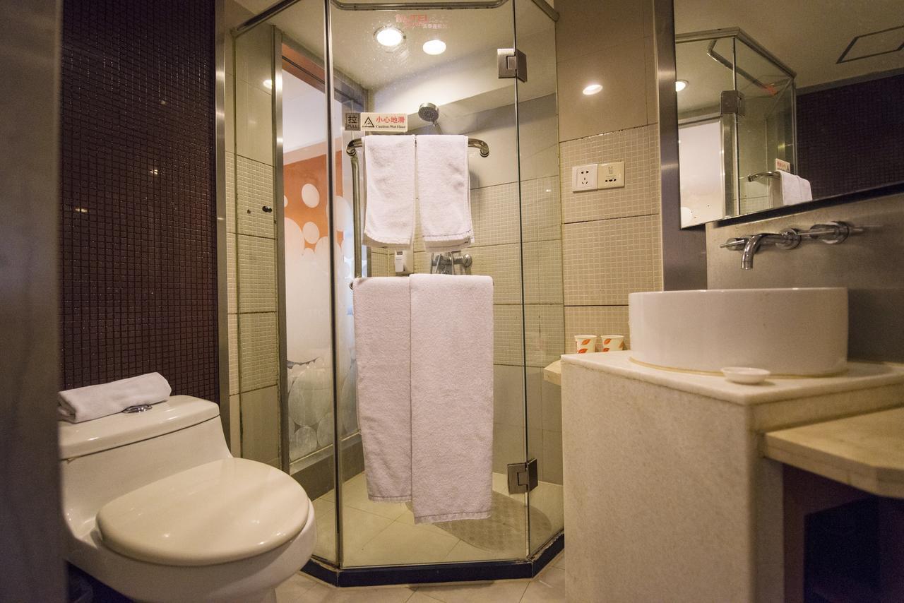 Motel Zhenjiang Jiefang Road Buitenkant foto