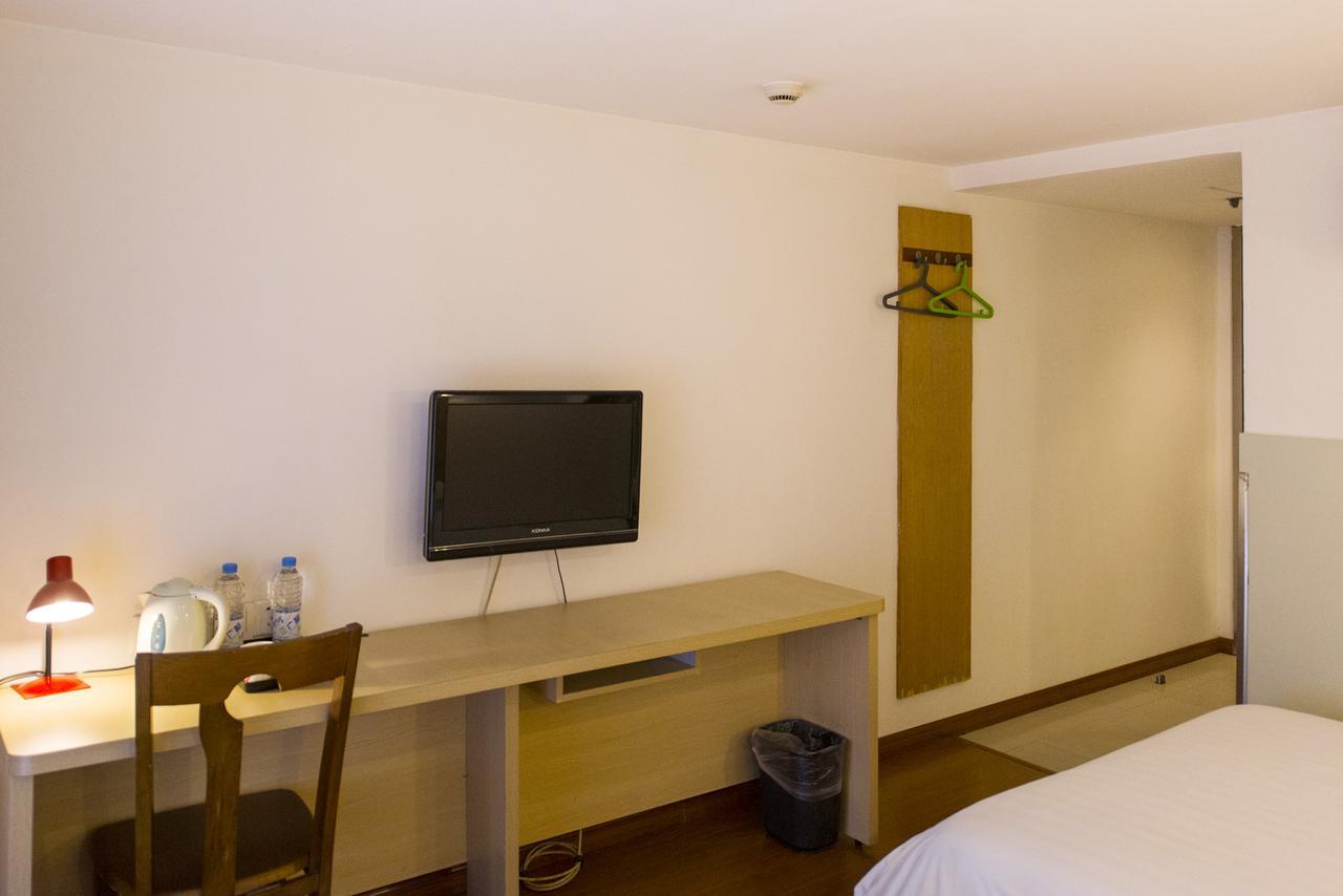 Motel Zhenjiang Jiefang Road Buitenkant foto