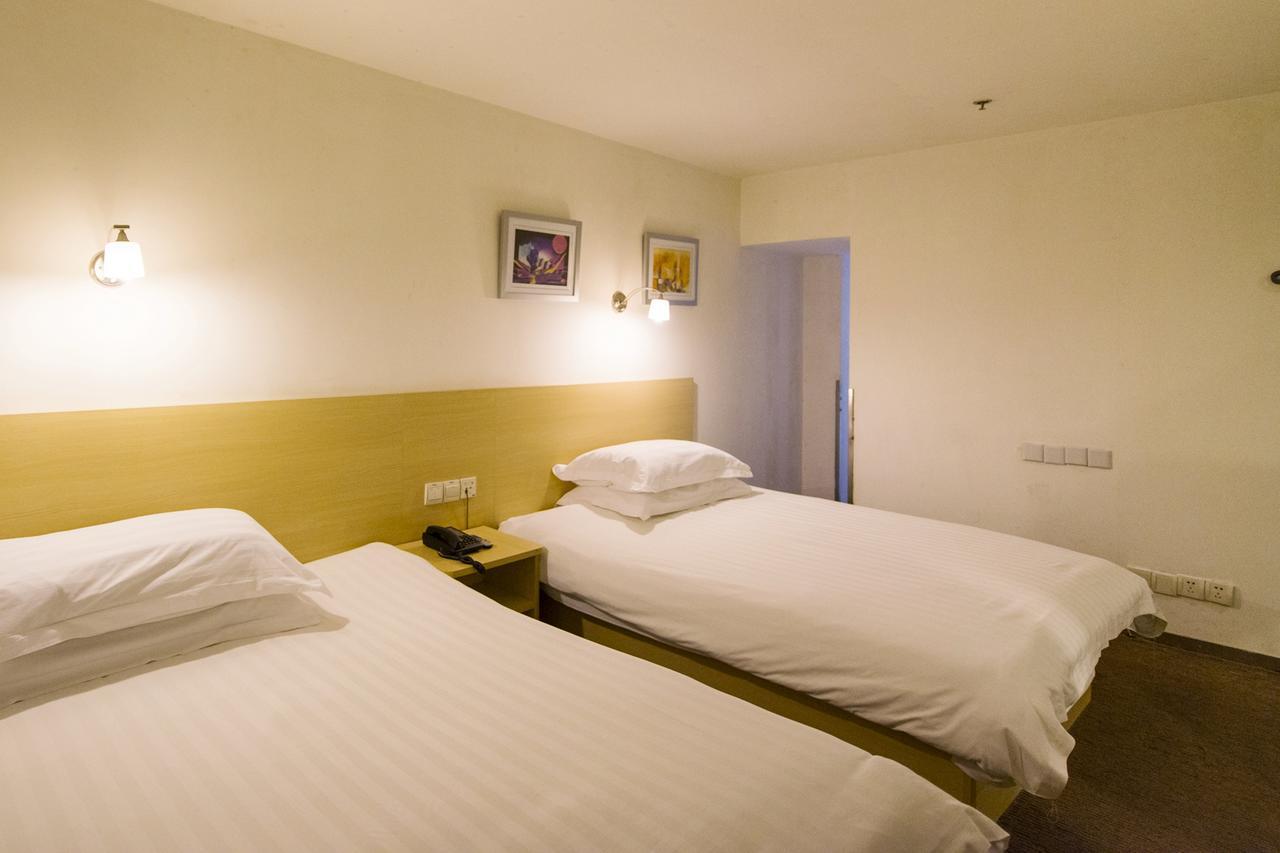 Motel Zhenjiang Jiefang Road Buitenkant foto